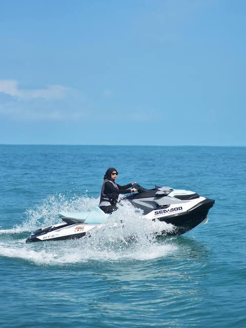 (Adventure)Watersport Pantai Menganti 